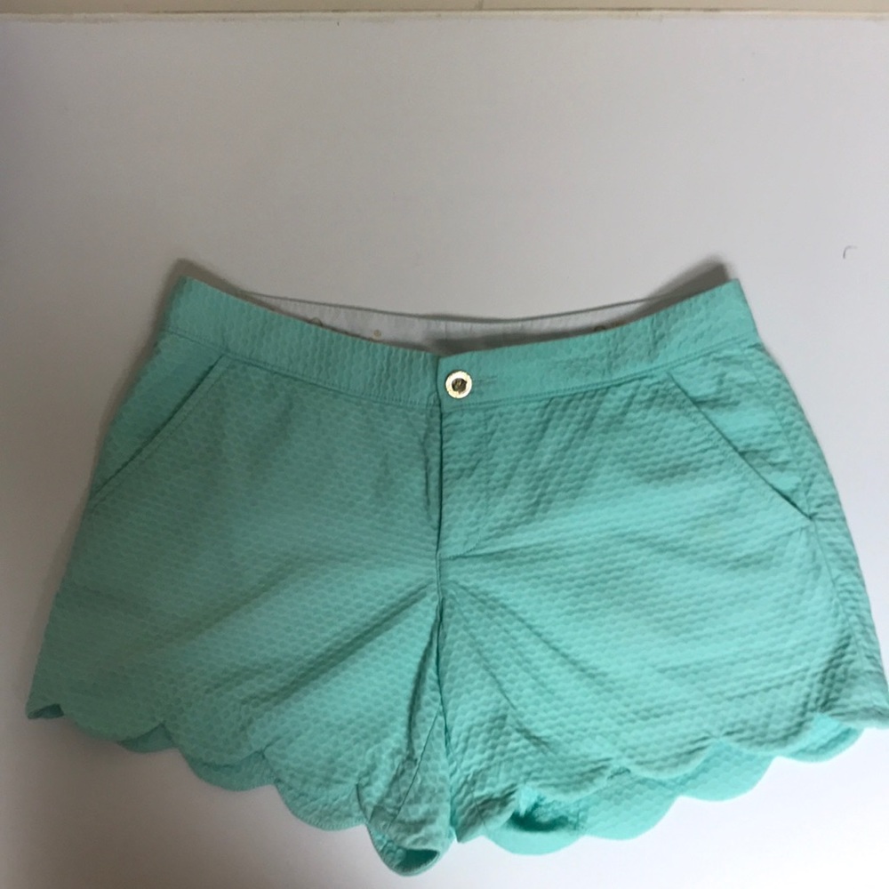Lilly Pulitzer buttercup short